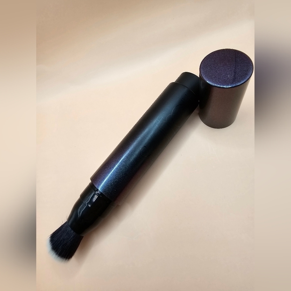 Surratt Surreal Skin Foundation Wand 15ml/.5oz #9 Golden/Tan, NIB - Picture 6 of 6